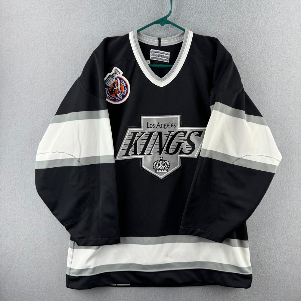 Los Angeles Kings Hockey Jersey Mens 44 CCM Center Ice Fight Strap‎
